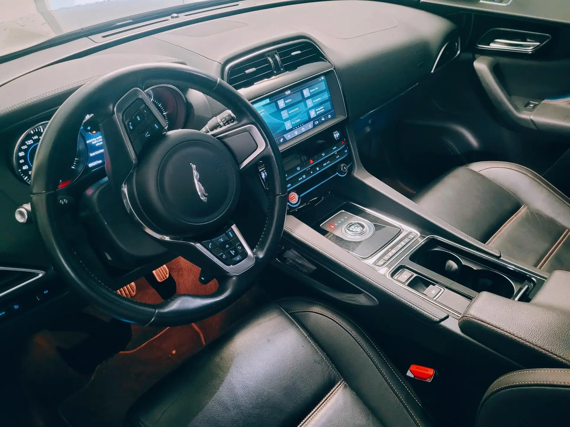 Jaguar F-Pace 2019 occasion Giswil — 3