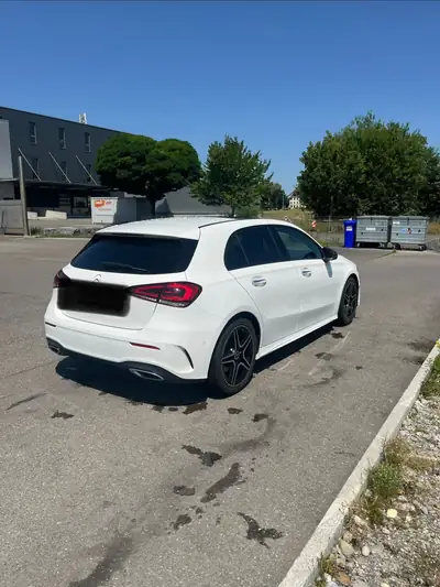 Mercedes-Benz Classe A 200 AMG Line — Citadine dynamique, moteur 1.3L turbo, 36 000 km seulement — Heckansicht