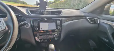 Nissan X-Trail 1.6 DCI — SUV 7 places robuste, consommation maîtrisée — intérieur