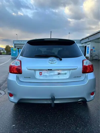 Toyota Auris 2.2 D-4D CleanPower — Diesel performant, 276 000 km, sans sinistre — detail
