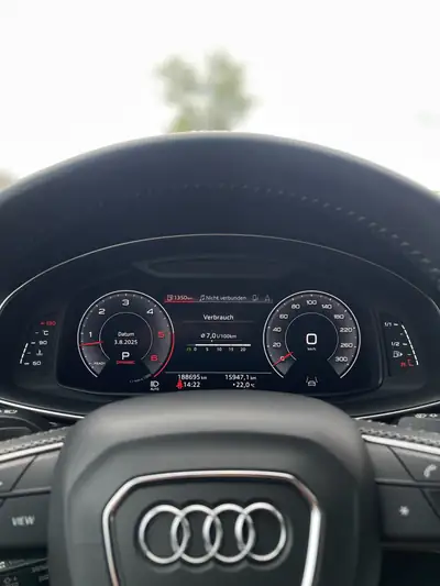 Audi Q8 50 TDI quattro — SUV premium diesel, 245 000 km, sans sinistre — Miniatura 8