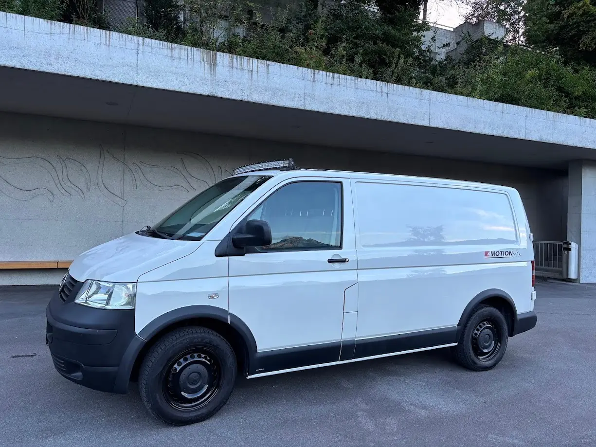 Volkswagen T5 2008 occasion Brunnen — 4