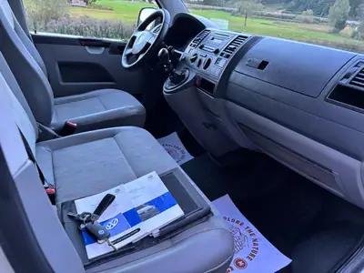 VW T5 2.5 TDI 4MOTION — Utilitaire polyvalent 4x4, entretien complet récent — Miniatura 15