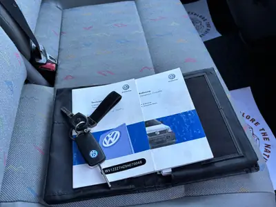 VW T5 2.5 TDI 4MOTION — Utilitaire polyvalent 4x4, entretien complet récent — Miniatura 16