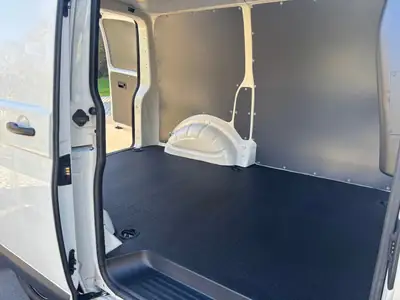 VW T5 2.5 TDI 4MOTION — Utilitaire polyvalent 4x4, entretien complet récent — Miniatura 24