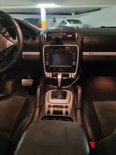 Porsche Cayenne GTS Tiptronic — SUV sportif 405 ch, sans sinistre — side view