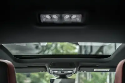 VW Golf 2.0 TSI GTI DSG Black Style Edition — Sportivité et élégance, 16 942 km seulement — Thumbnail 13