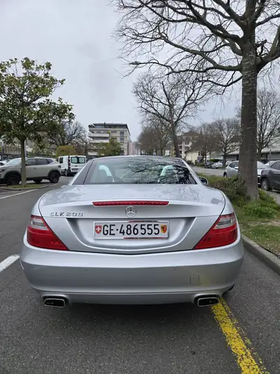 Mercedes-Benz SLK 200 — Cabriolet sportif, toit panoramique, 49000 km seulement — dettaglio