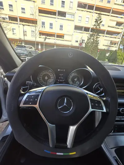 Mercedes-Benz SLK 200 — Cabriolet sportif, toit panoramique, 49000 km seulement — Miniatura 17