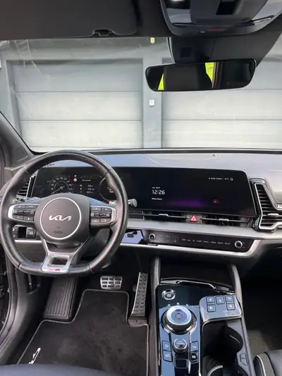Kia Sportage 1.6T-GDi HEV GT-Line 4x4 — Hybride essence, 4 roues motrices, faible kilométrage — Miniature 7