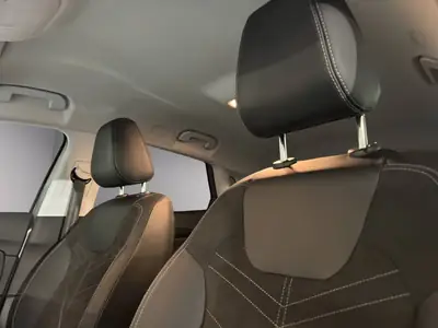 Opel Grandland 1.6 Hybrid — SUV polyvalent hybride, très bas kilométrage — Miniatur 10