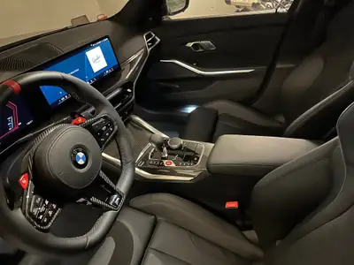 BMW M3 Competition M xDrive 2024 — Berline haute performance, quasi neuve à bas kilométrage — détail