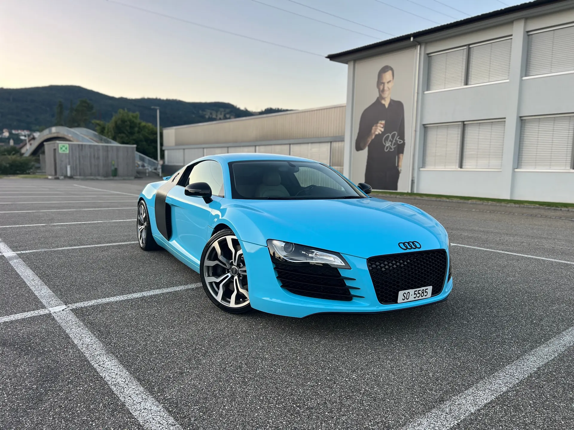 Audi R8 4.2 FSI Quattro — Le coupé sport légendaire, 130'000 km seulement — vista esterna