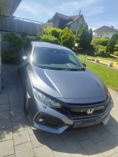 Honda Civic 1.6 i-DTEC Elegance — Berline diesel efficace, 52 500 km seulement — vista esterna