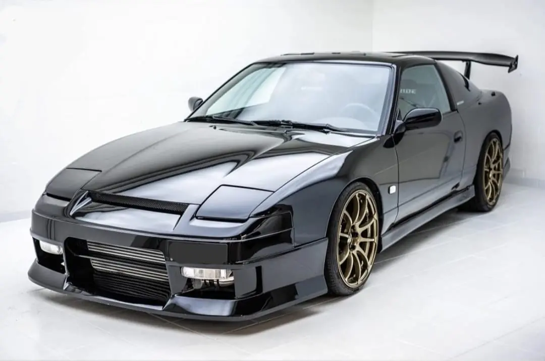 Nissan 200 SX 1.8 16V Turbo — Coupé sportif des années 90, 450 ch de pure adrénaline — Außenansicht