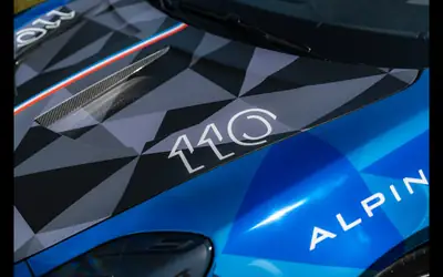 Alpine A110 R Pikes Peak — Édition mondiale limitée, 301 ch purs et exclusivité suisse — détail