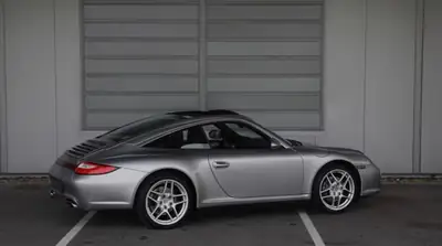 Porsche 911 Targa 4 — Cabriolet sportif 2009, 345 ch et toit rétractable — Innenraum