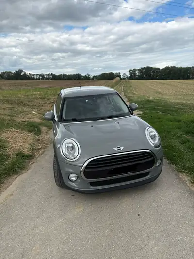 MINI Cooper Steptronic — Citadine agile et économe, 155 000 km — vista esterna