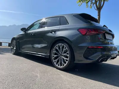 Audi RS3 Sportback 2.5 TSI quattro — 400 ch, première main, 53 000 km seulement — interior