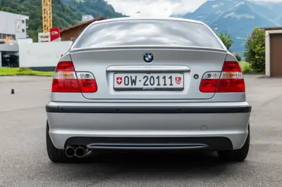 BMW 330i — Berline sportive 2002, 87 000 km, moteur 231 ch fiable — Detail
