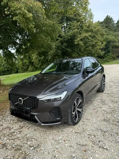 Volvo XC60 T8 eAWD PluginHybrid Black Edition — SUV premium hybride rechargeable, 33'000 km seulement — Miniatur 9
