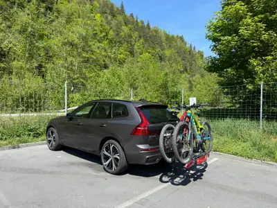 Volvo XC60 T8 eAWD PluginHybrid Black Edition — SUV premium hybride rechargeable, 33'000 km seulement — Miniatur 18