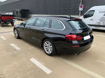 BMW 520d Steptronic — Berline premium diesel, 80'000 km, entretien optimal — vista posteriore