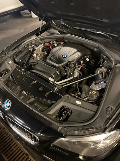 BMW 520d Steptronic — Berline premium diesel, 80'000 km, entretien optimal — Miniatura 7