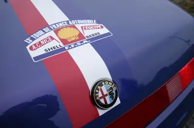 Alfa Romeo Spider 2.0 TS 16V — Cabriolet mythique, édition Spirit Magazine collector — tableau de bord