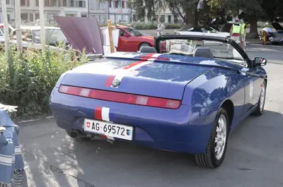 Alfa Romeo Spider 2.0 TS 16V — Cabriolet mythique, édition Spirit Magazine collector — détail