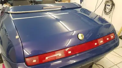 Alfa Romeo Spider 2.0 TS 16V — Cabriolet mythique, édition Spirit Magazine collector — Miniature 17