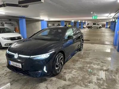 VW ID.7 Tourer GTX 86 kWh — SUV électrique performant, 4 roues motrices, 40 000 km — vue extérieure