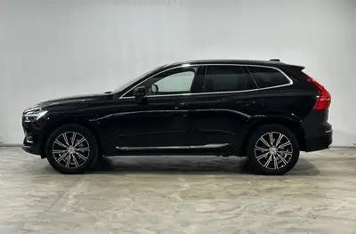 Volvo XC60 T8 eAWD Inscription — Hybride rechargeable premium, 124'000 km — fianco
