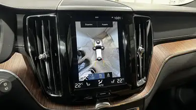 Volvo XC60 T8 eAWD Inscription — Hybride rechargeable premium, 124'000 km — cruscotto