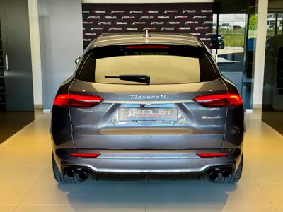 Maserati Grecale 2.0 MHEV Modena — SUV hybride haute performance, 44500 km — intérieur