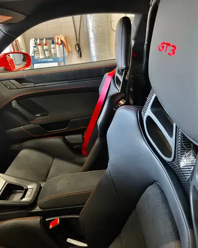Porsche 911 GT3 PDK 2022 — Sportive légendaire, 15'000 km seulement — Seitenansicht