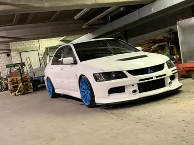 Mitsubishi Lancer Evo IX Ralliart — Performance sportive 280 ch, transmission manuelle, 96'000 km — intérieur