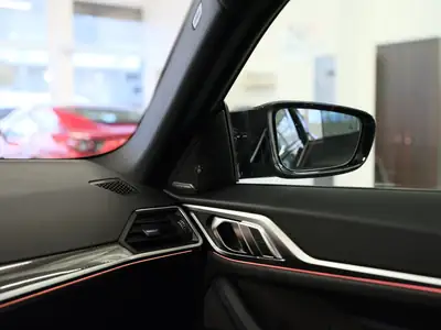 BMW M440i xDrive Gran Coupé — Sportivité et élégance hybride 48V — Miniatura 8