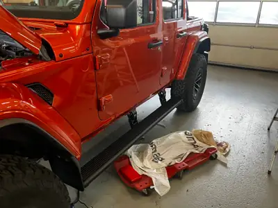 Jeep Wrangler Rubicon Recon Xtreme 2024 — One of One, 4x4 légendaire orange métallisé — Miniature 21
