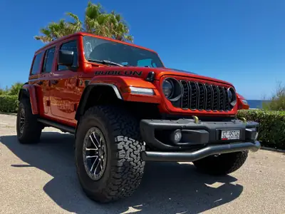 Jeep Wrangler Rubicon Recon Xtreme 2024 — One of One, 4x4 légendaire orange métallisé — Miniature 30