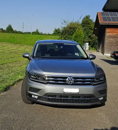 VW Tiguan Allspace 2.0 TSI 190 ch — 7 places, tout-terrain 4Motion, moteur puissant — côté