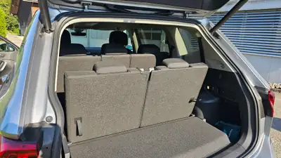 VW Tiguan Allspace 2.0 TSI 190 ch — 7 places, tout-terrain 4Motion, moteur puissant — Miniature 17