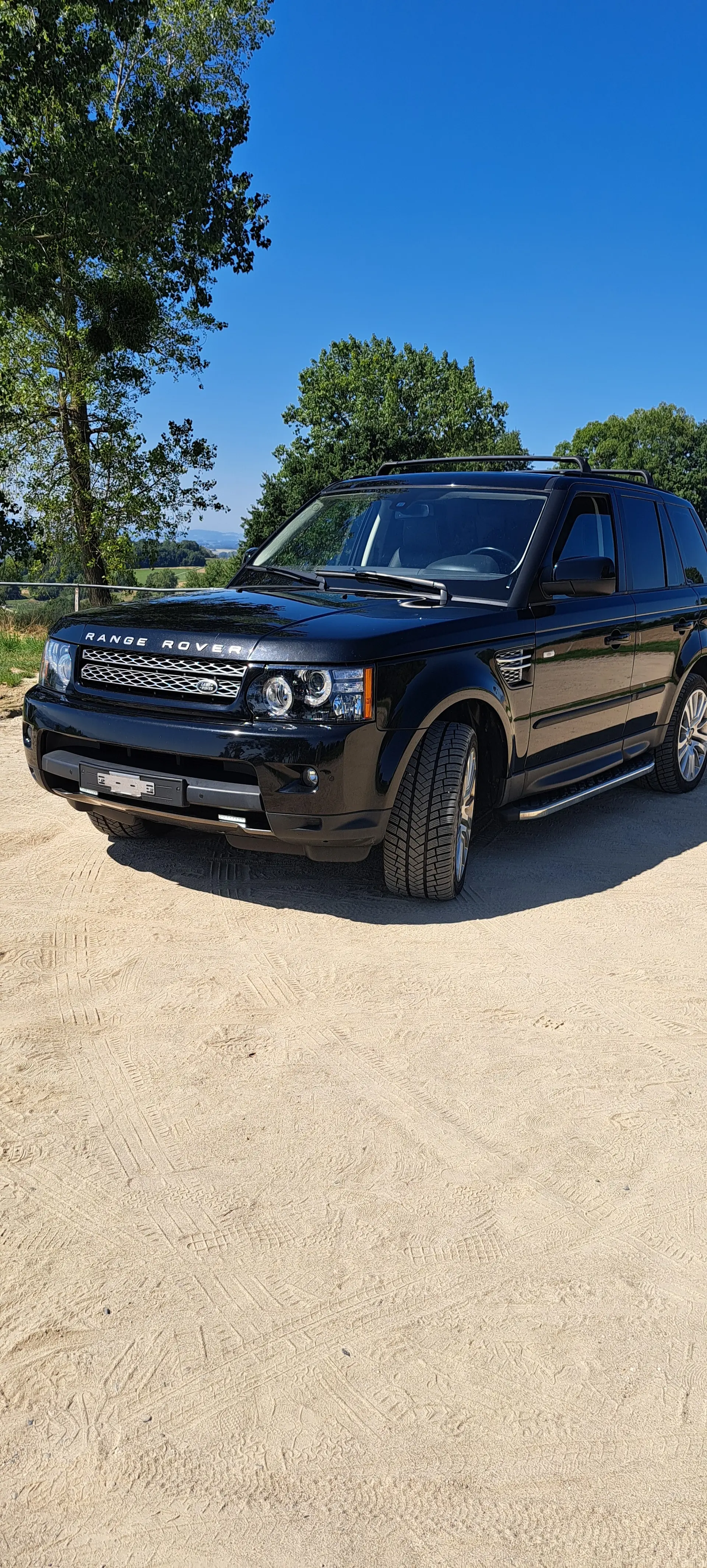 Range Rover Sport 3.0 SDV6 HSE — Diesel puissant, 60'000 km seulement — vue extérieure