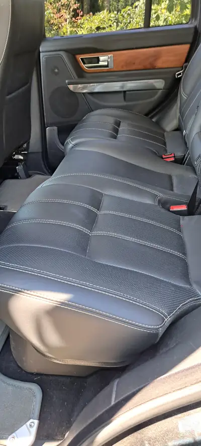 Range Rover Sport 3.0 SDV6 HSE — Diesel puissant, 60'000 km seulement — tableau de bord