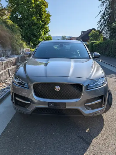 Jaguar F-Pace 3.0 TD R-Sport AWD — SUV premium diesel, 86'000 km, sans sinistre — Miniatura 11