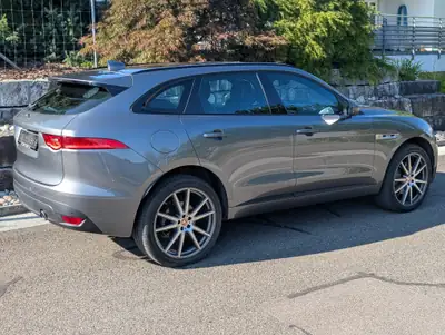 Jaguar F-Pace 3.0 TD R-Sport AWD — SUV premium diesel, 86'000 km, sans sinistre — Miniatura 14