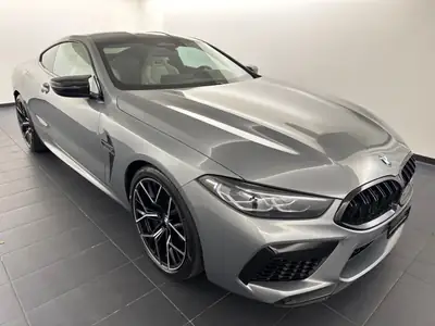 BMW M8 xDrive M Competition 2024 — Coupé sportif 626 ch, très peu de km — interior