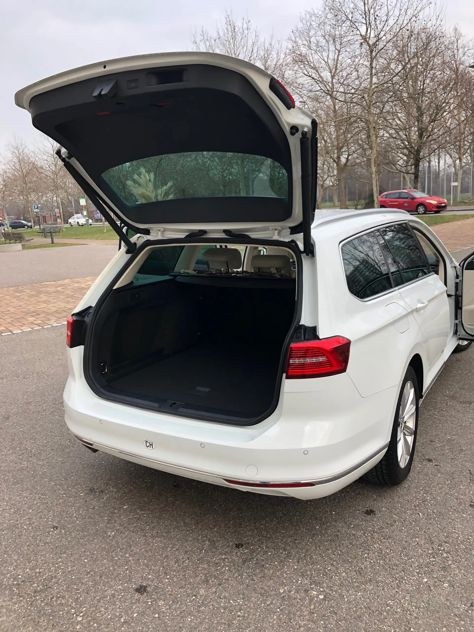 Volkswagen Passat 2017 occasion Binningen — 5