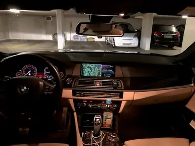 BMW M550d xDrive Touring — Break diesel performant, 381 ch, transmission intégrale — intérieur