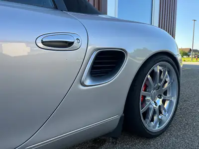 Porsche Boxster S 3.2 — Roadster légendaire, 252 ch et entretien récent — tableau de bord